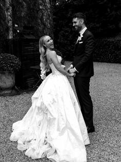 sydney-bridal-hair-stylist-soft-middle-part-waves