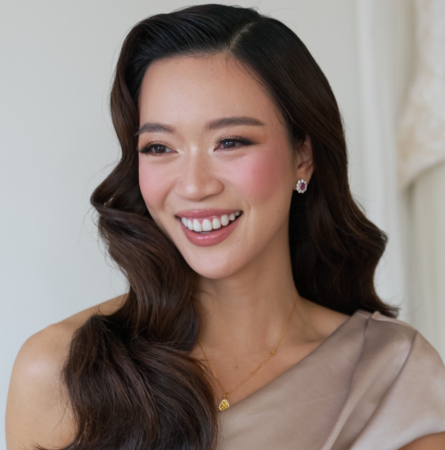 best-wedding-hair-stylist-sydney-Cara-clyne-glam-waves