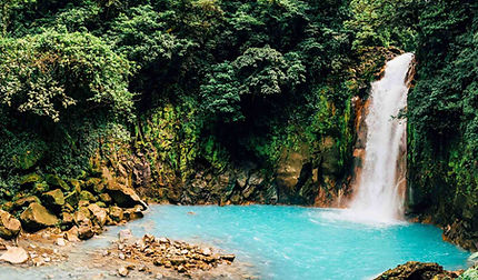 Trips in Río Celeste