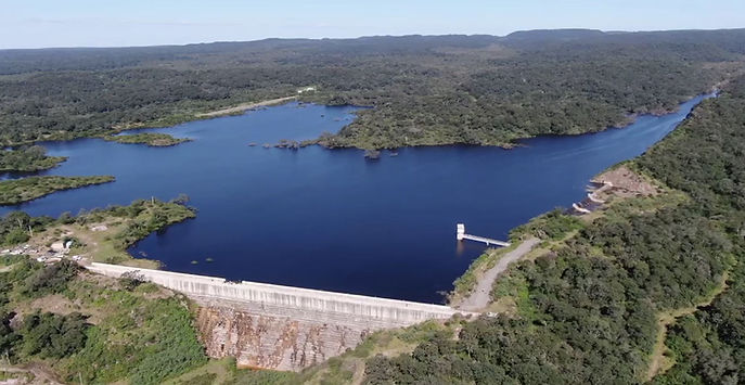 Presa embalse Las Tunas.JPG