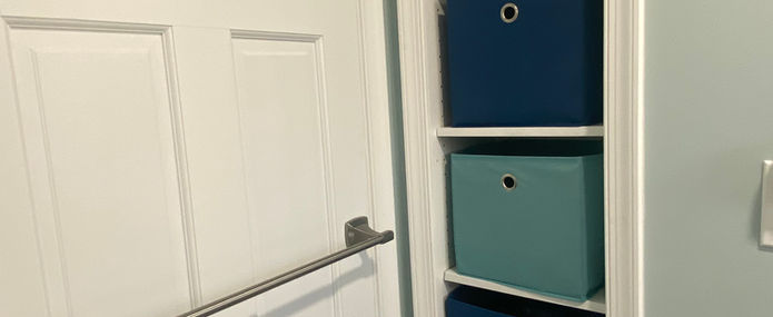bathroom shelving.jpg