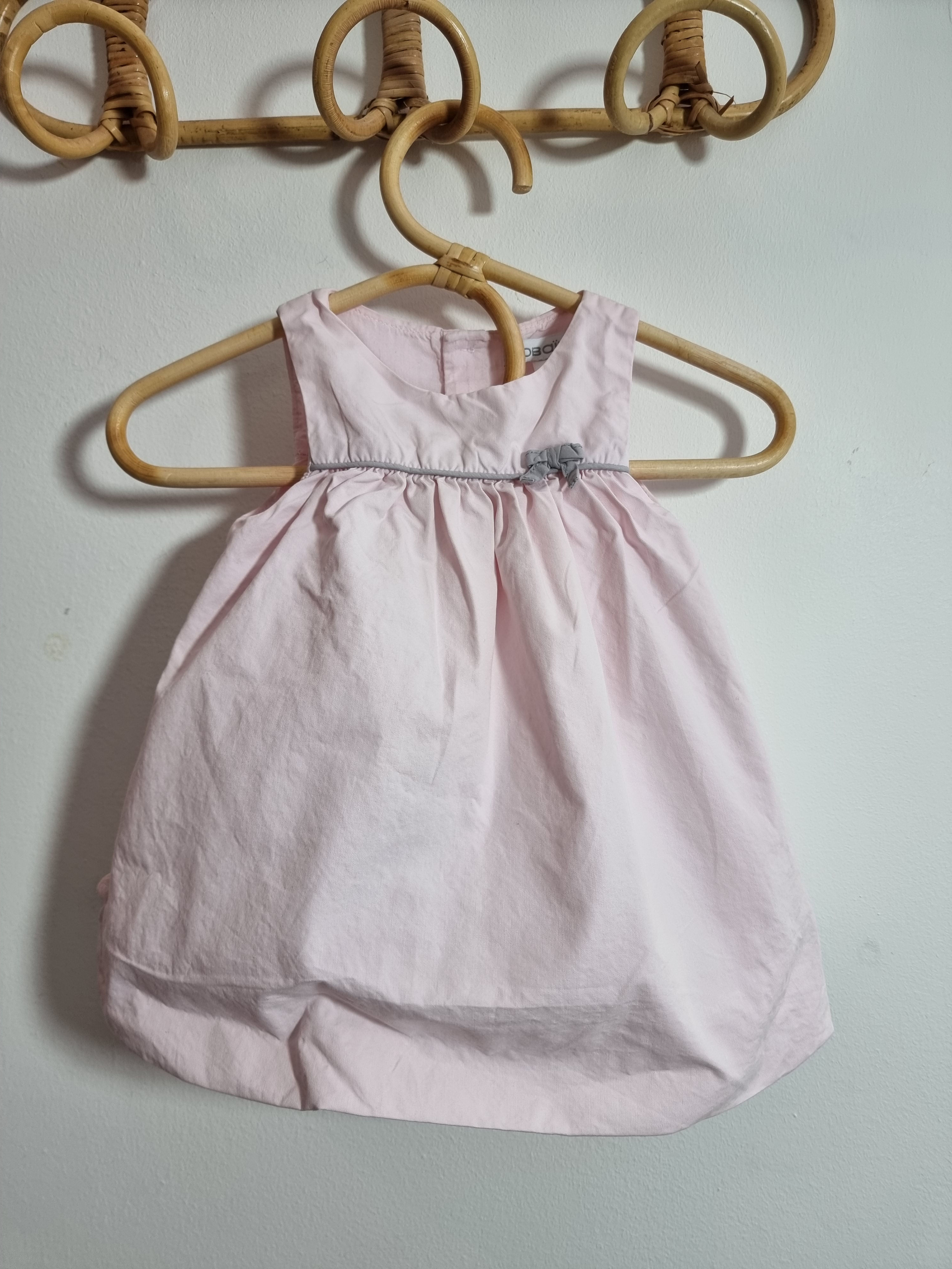 Robe - Obaïbi - 3 mois.