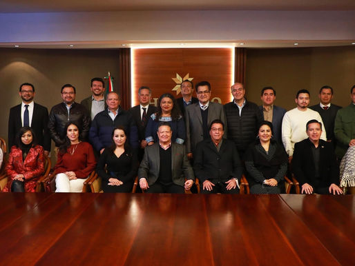 Hoy fue nuestra última reunión del 2023 con el gabinete y analizamos los #ResultadosQueMejoranVidas.