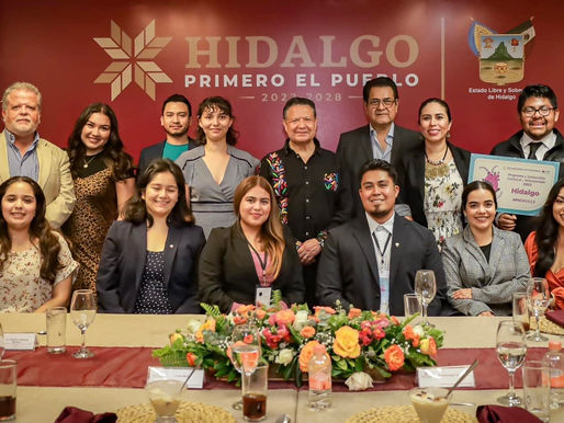 EL GOBERNADOR JULIO MENCHACA RECIBE S JIVENWS ESTUDIANTES