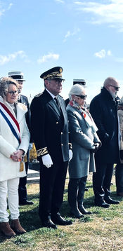 HOMMAGE AU pdt POMPIDOU.jpg