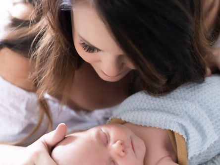 BREASTFEEDING & POSTPARTUM ESSENTIALS