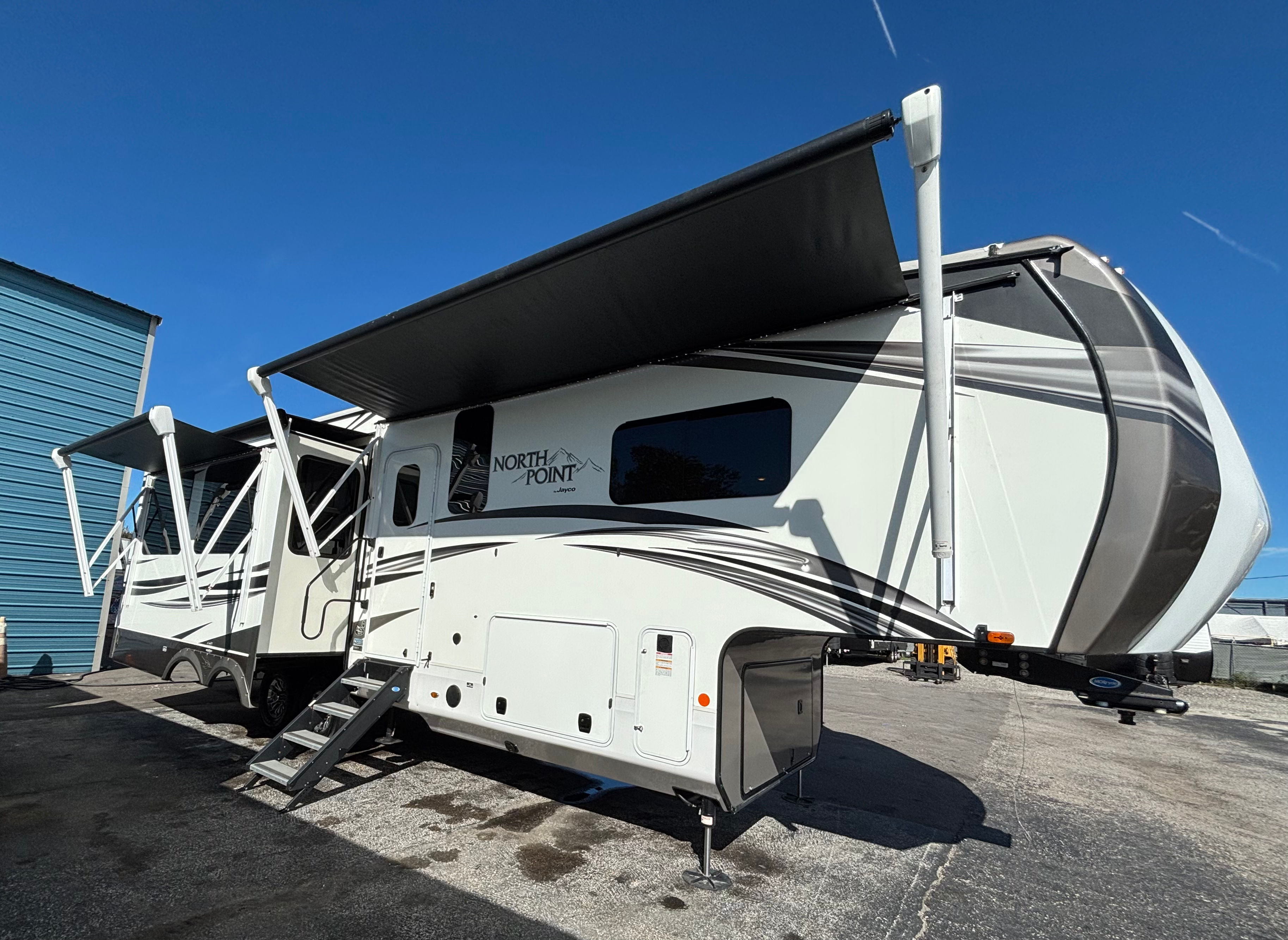 2021 Jayco North Point 310RLTS