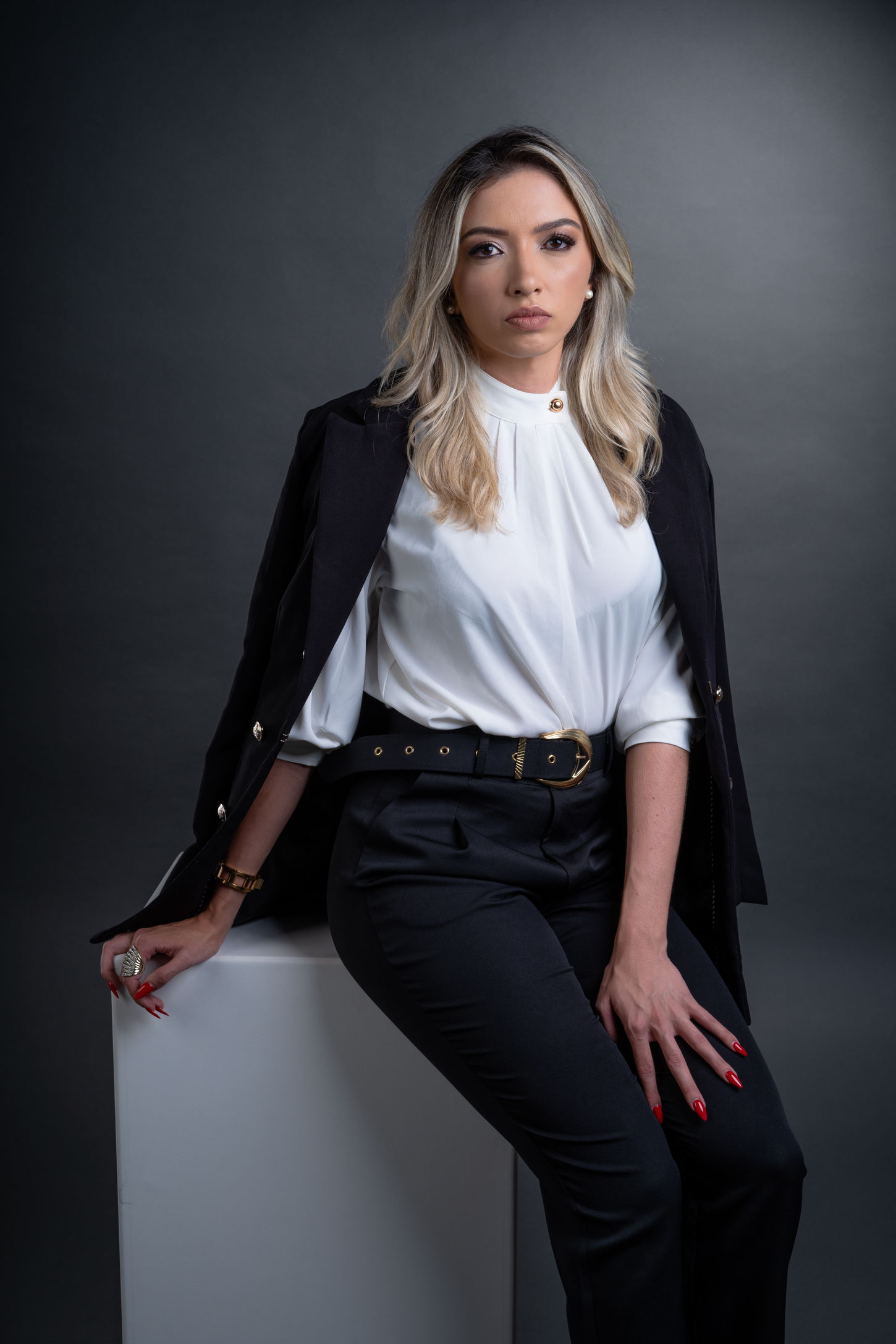 advogada, mulher advogada, criminalista, bsb, brasilia, fsf, Fabricio satana fotografia, ensaio de posicionamento de imagem em estudio, ensaio profissional 