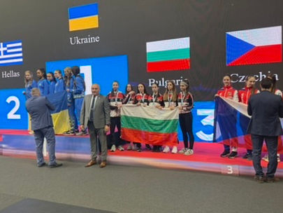🥇 ЗЛАТНИТЕ МОМИЧЕТА НА КЛУБ „ОДЕСОС“ – ИЛИНА, АННА И СИМОНА ЗАВЛАДЯХА ЕВРОПА!