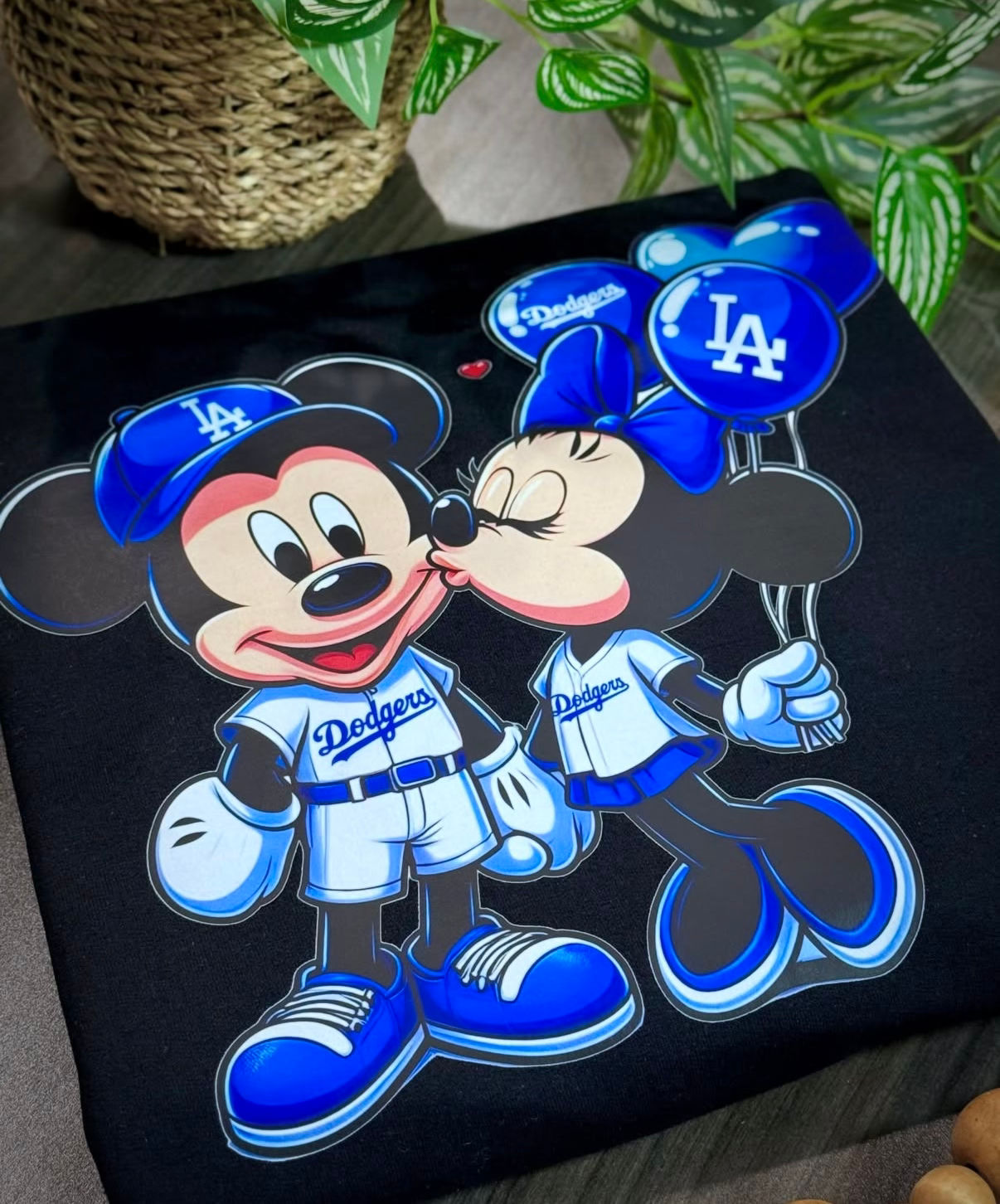 LA Mouse Love/ Black Sweatshirt 