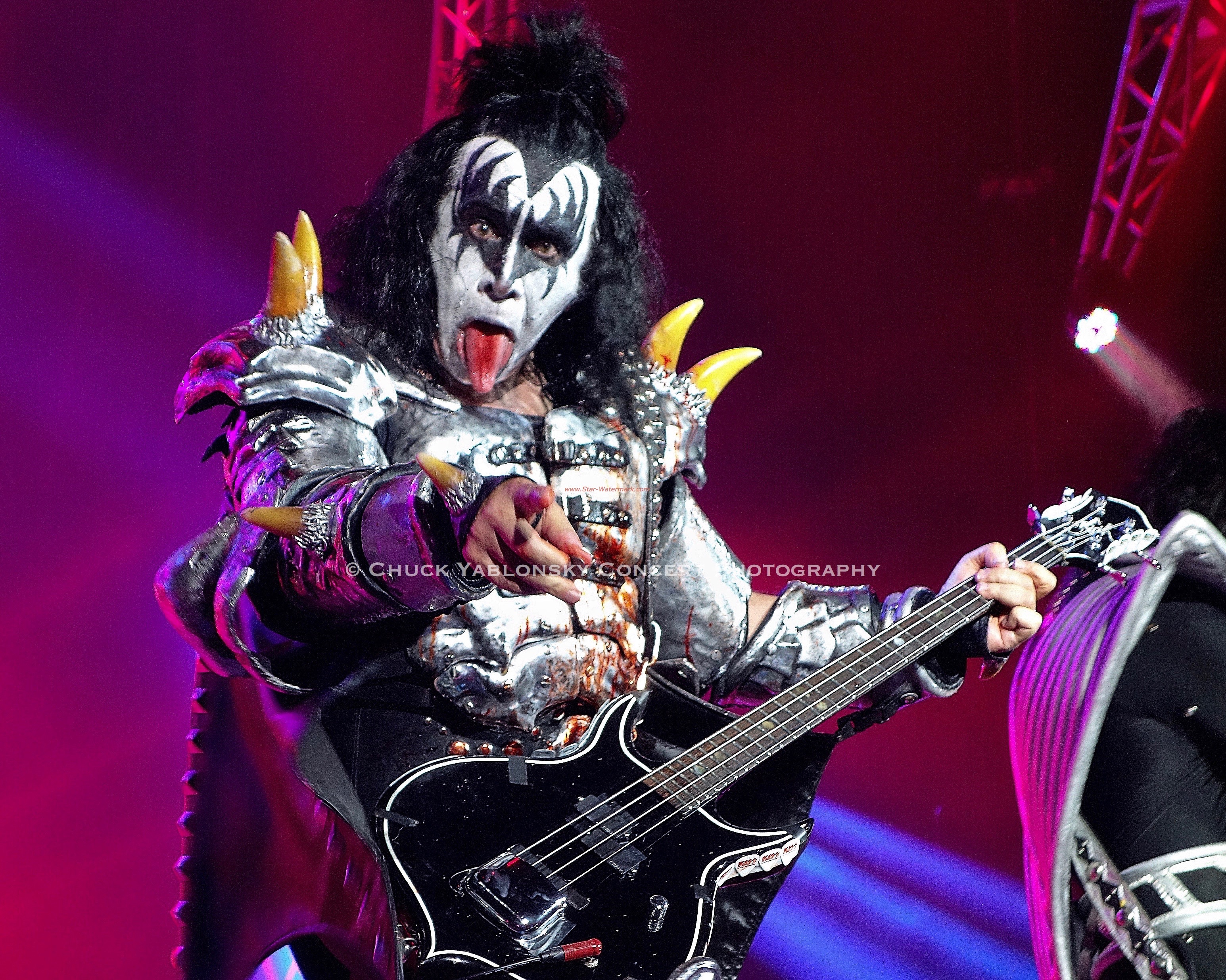 Gene Simmons - Kiss