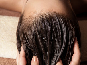                Massage capillaire Indien 