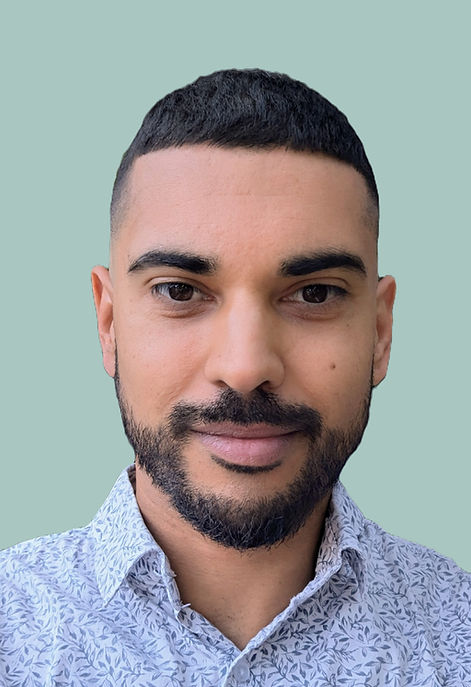 Headshot_edited_edited_edited.jpg