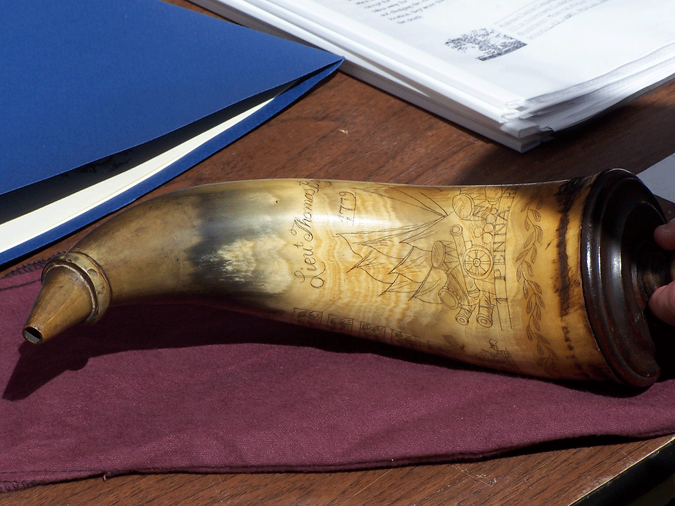 Boyd-powder-horn
