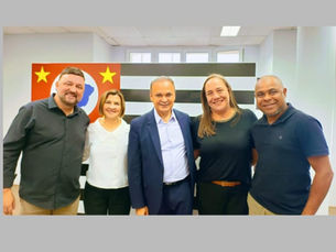 Representantes de Batatais em São Paulo com Secretário de Turismo