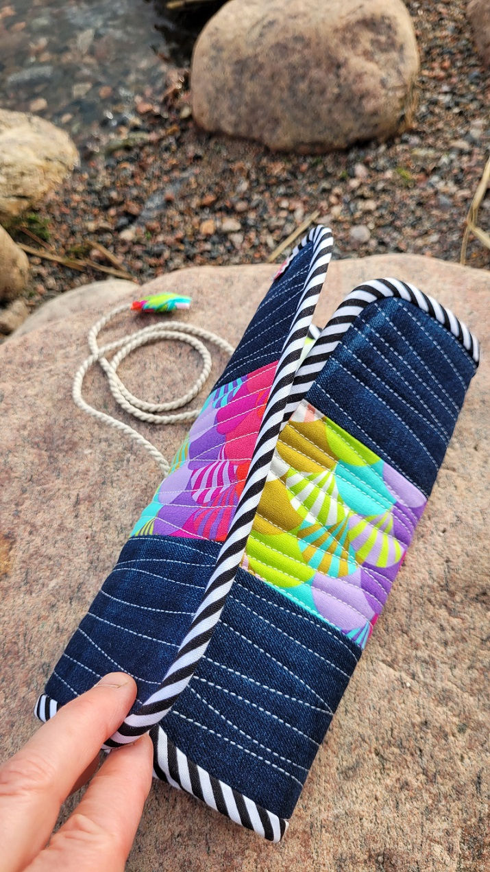 Thumbnail: Upcycled denim Japanese-style zigzag pouch opened