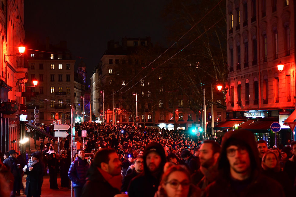 La foule se presse vers Saint-Paul (©Jean-Baptiste Bornier)
