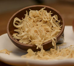 dehydrating-onions-810x725