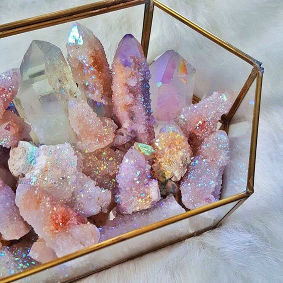 Thumbnail: Pretty Crystals displays