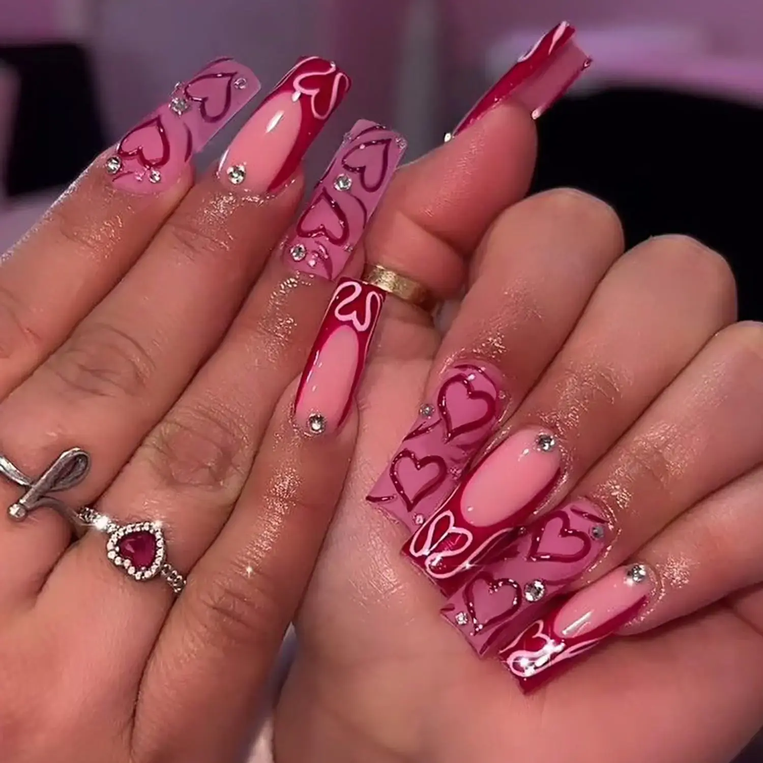 RIICFDD Heart Press On Nails - Coffin Red French