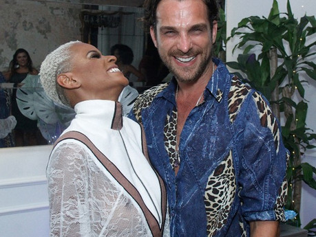 EM CLIMA DE ROMANCE, ALINE WIRLEY E IGOR RICKLI COMEMORAM ANIVERSÁRIOS JUNTOS