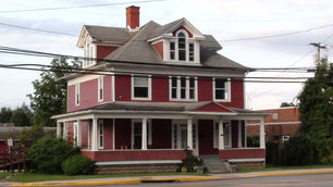 Mayor Robbie Skinner Clarifies Structures for Demolition on E Victoria Street