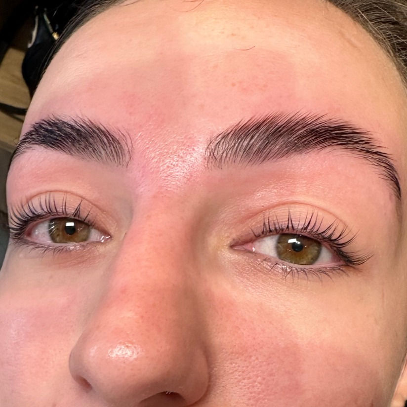 Brow Lamination, Shape & Tint
