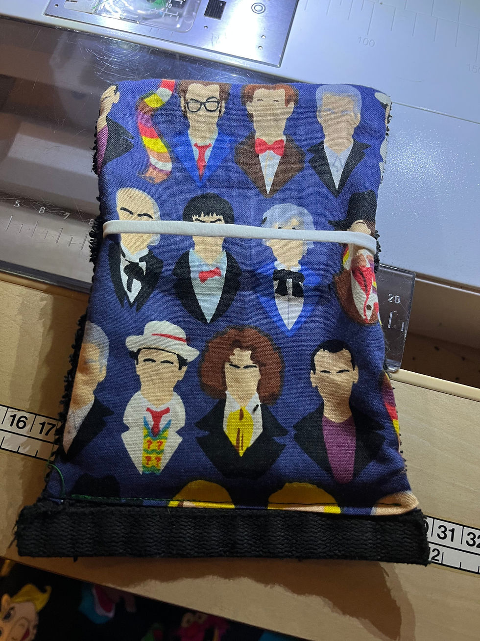 A cleaning cloth with the underside towel 