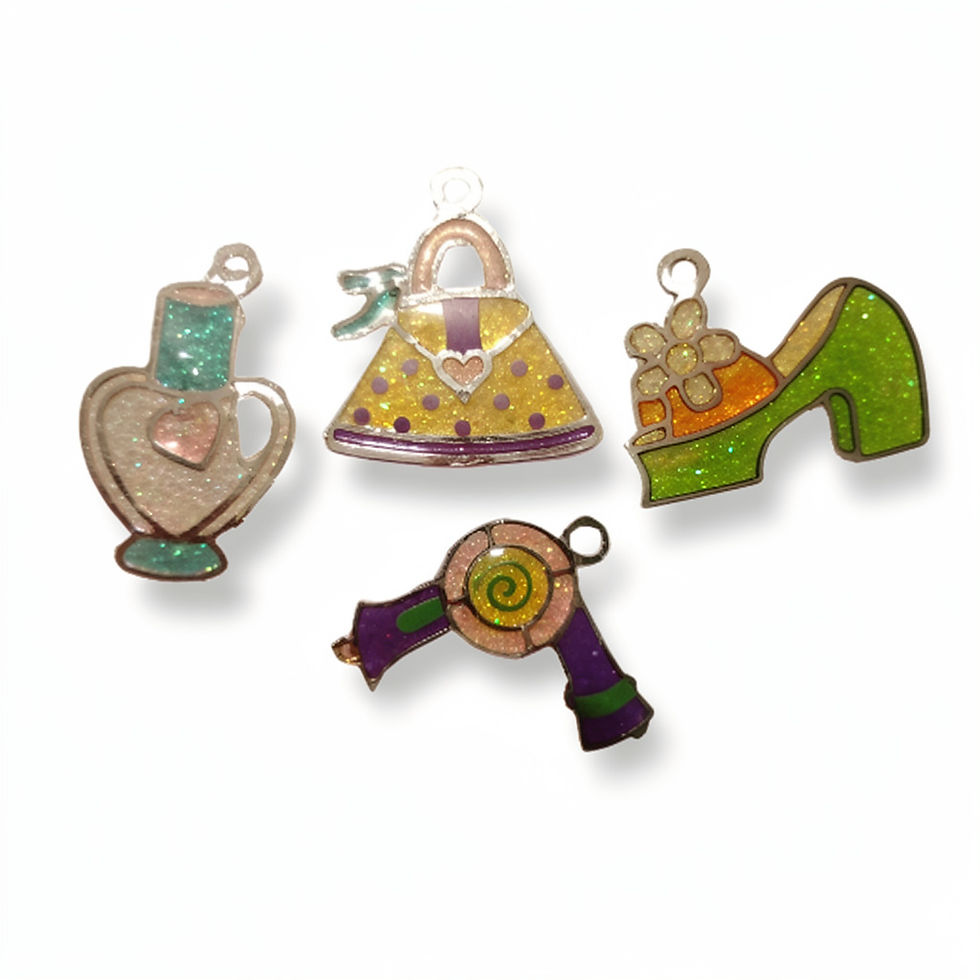4 motifs à coller en forme de cadeaux