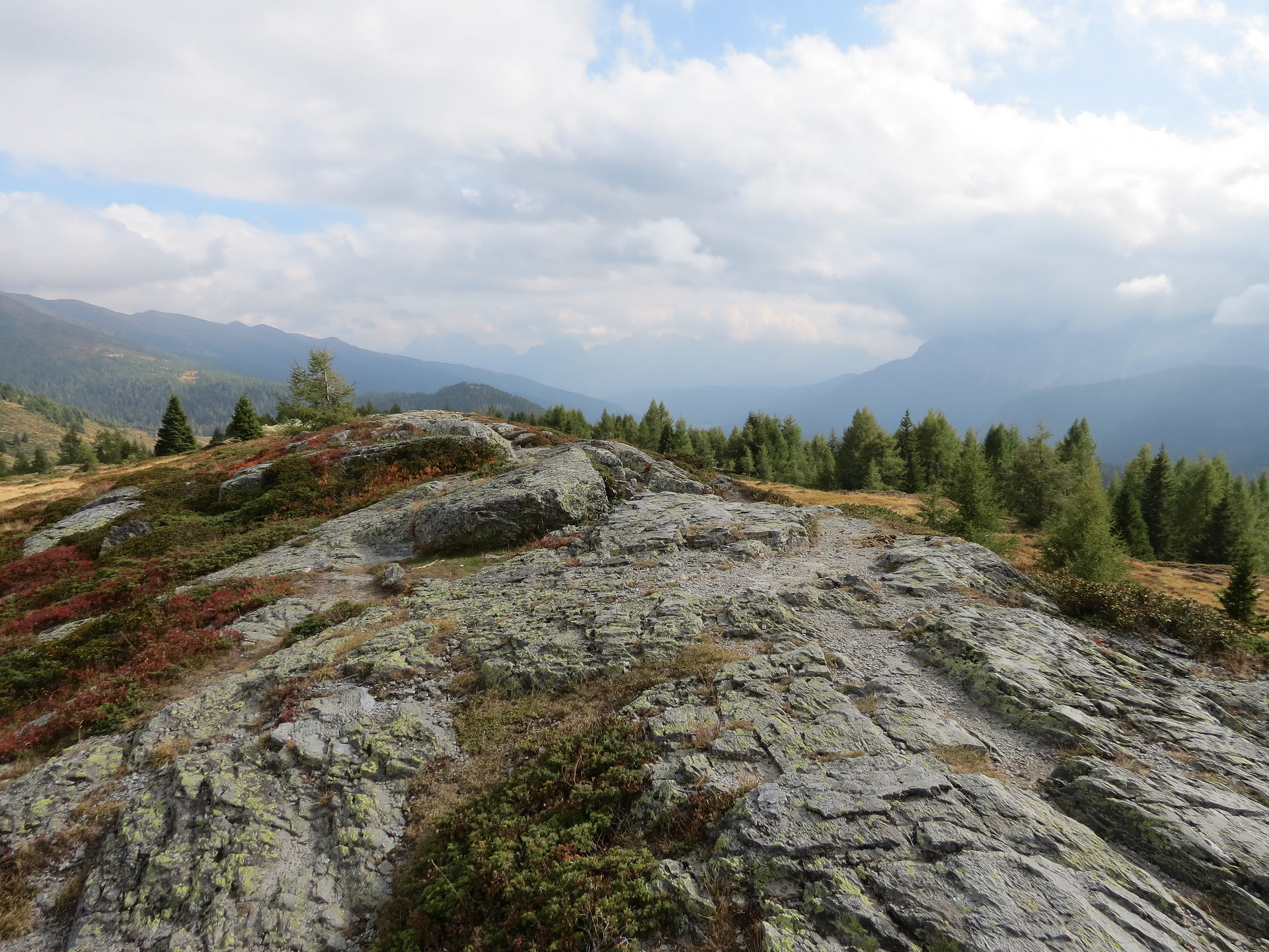 Rocks stretching on