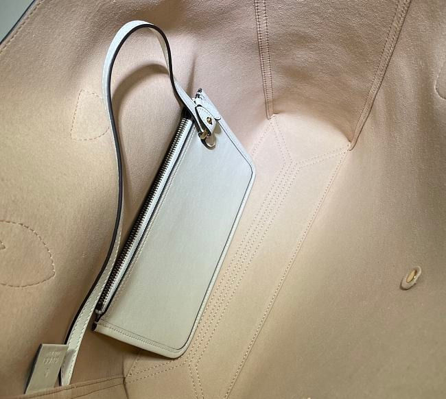 Thumbnail: Designer Medium Tote With Double G In White Leather