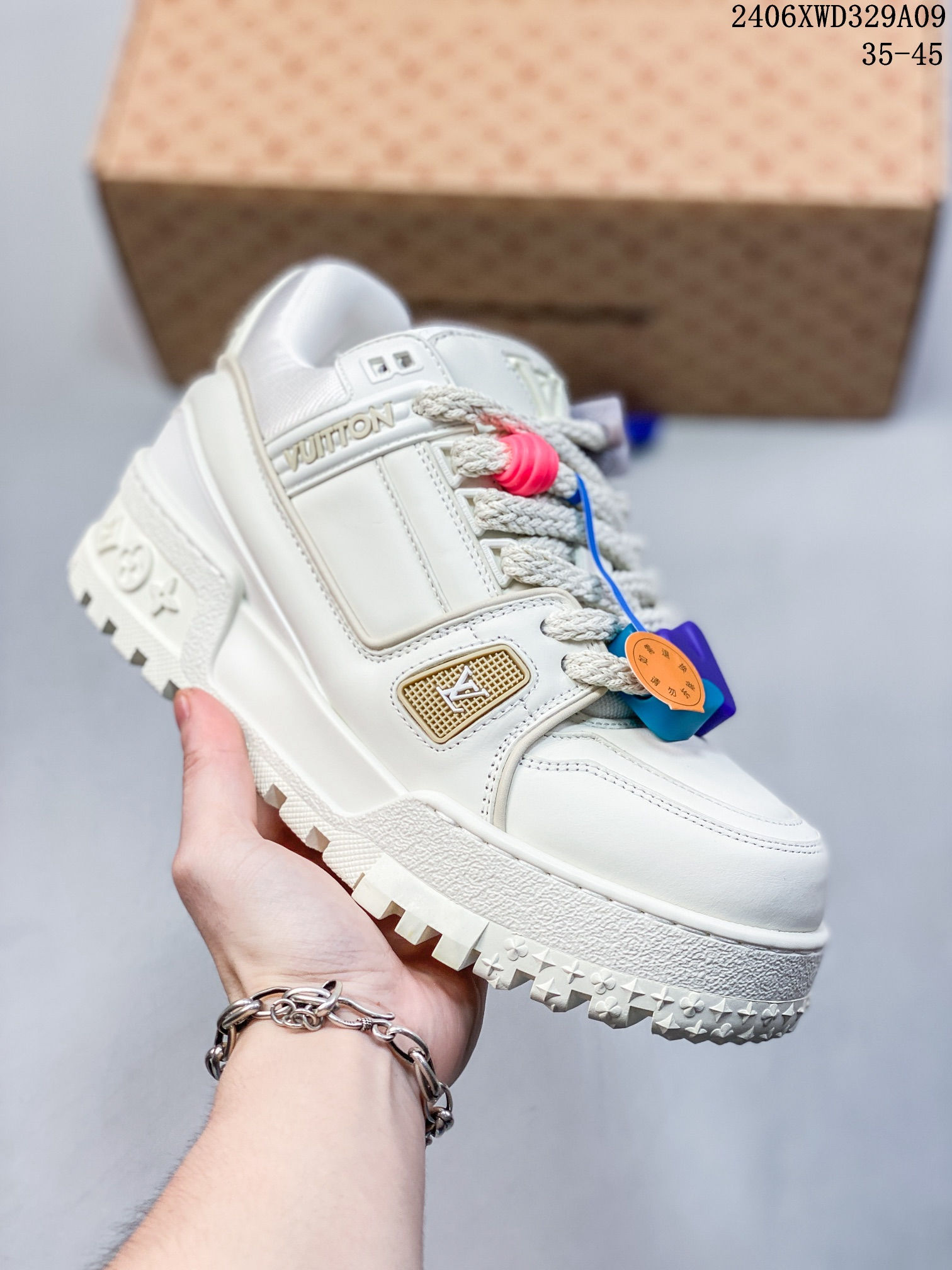 Top Quality Trainer Shoes