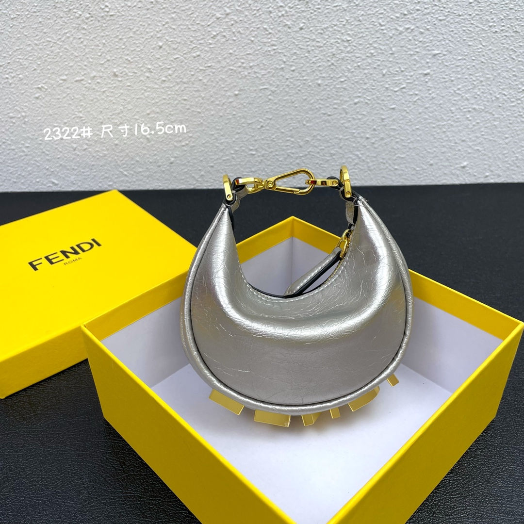 Designer 360 Silver Chain graphy Nano Bag 16.5×14×5cm