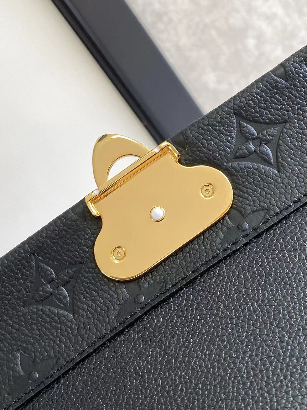 Thumbnail: Designer Vavin Small Handbag 26x20x8cm