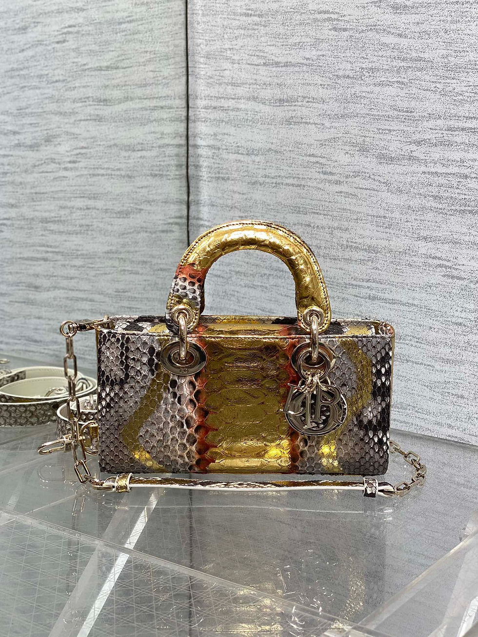 Thumbnail: Dior Classic Snakeskin Handbag – Unique & Rare Designer Bag 22 cm, Timeless