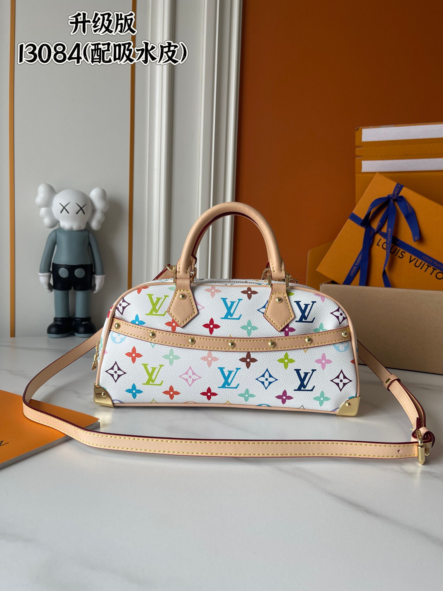 Vintage LOV Top Handles East West Bag 14 x 10 x 27 cm