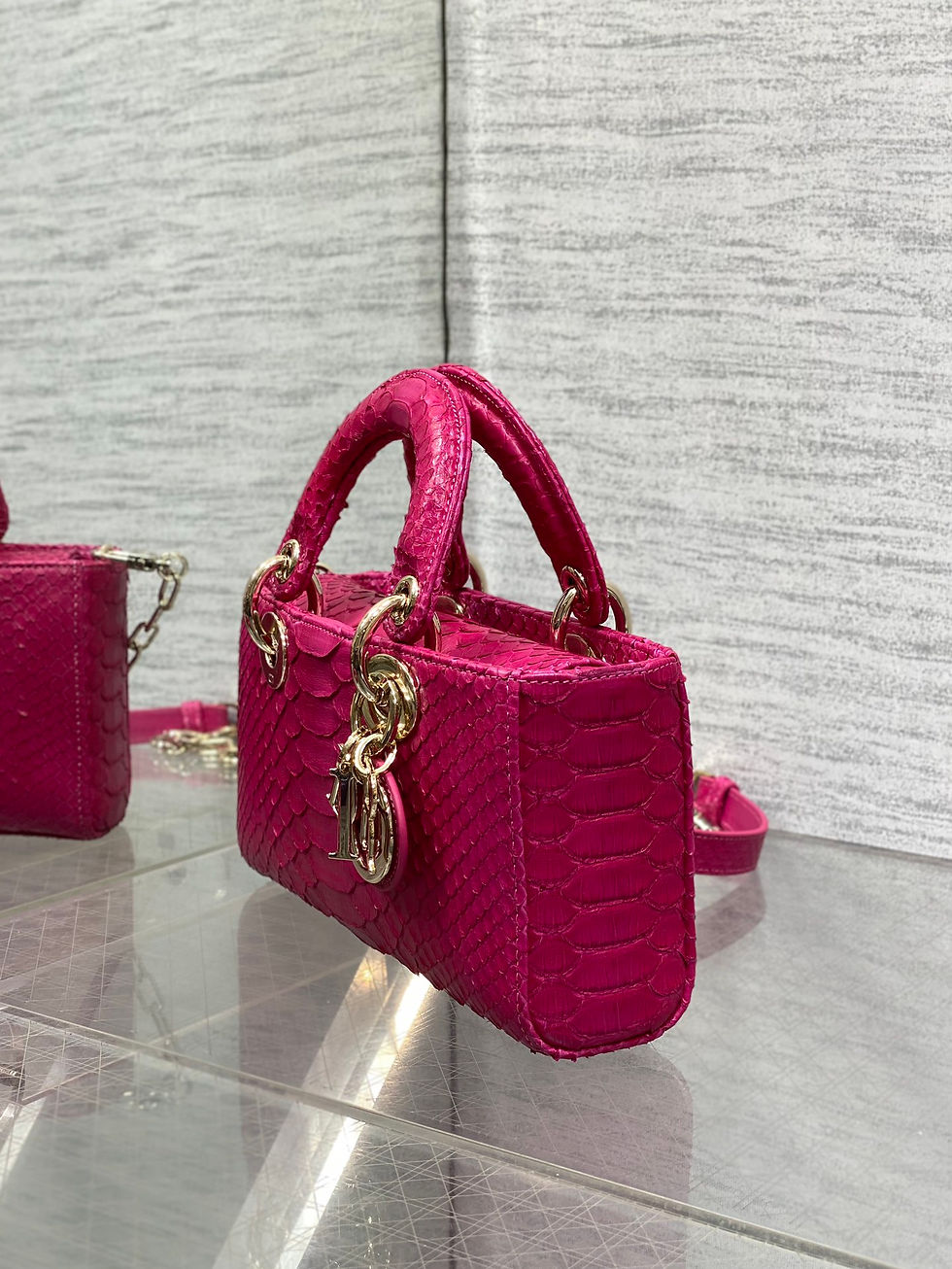 Thumbnail: Dior Designer Pink Snakeskin Handbag – Unique & Rare Exotic Purse 22 cm, Luxury