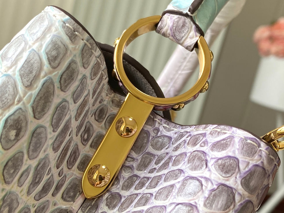 Thumbnail: Capucines handbag 27x18x9 cm