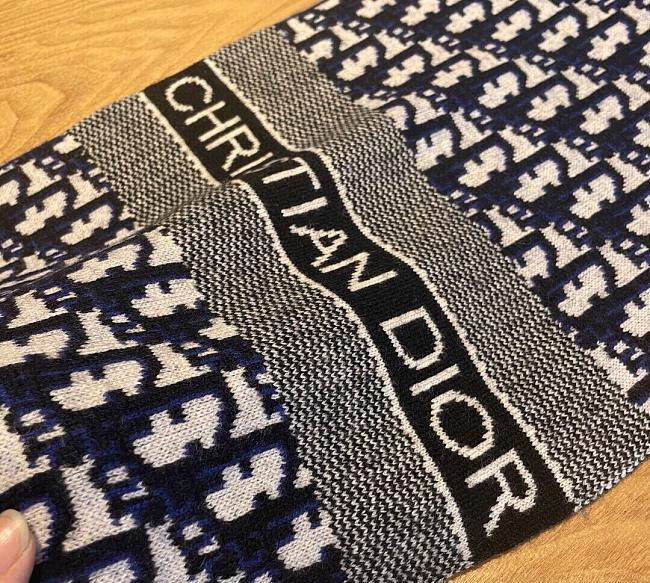 Thumbnail: Vintage Scarf Black
