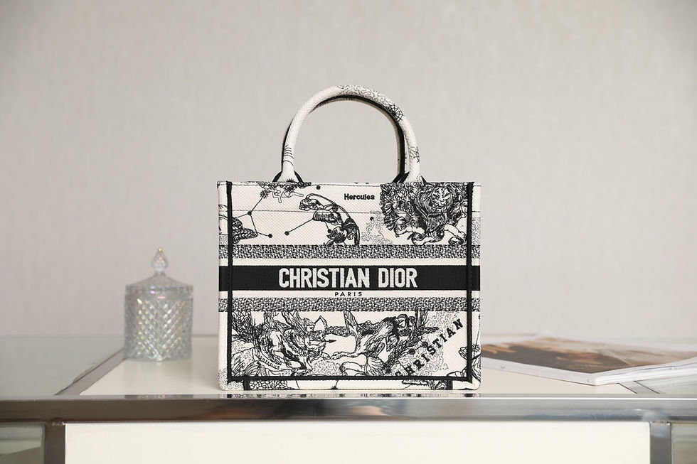 Thumbnail: Designer Jouy Book Tote 26.5 x 21 x 14 cm