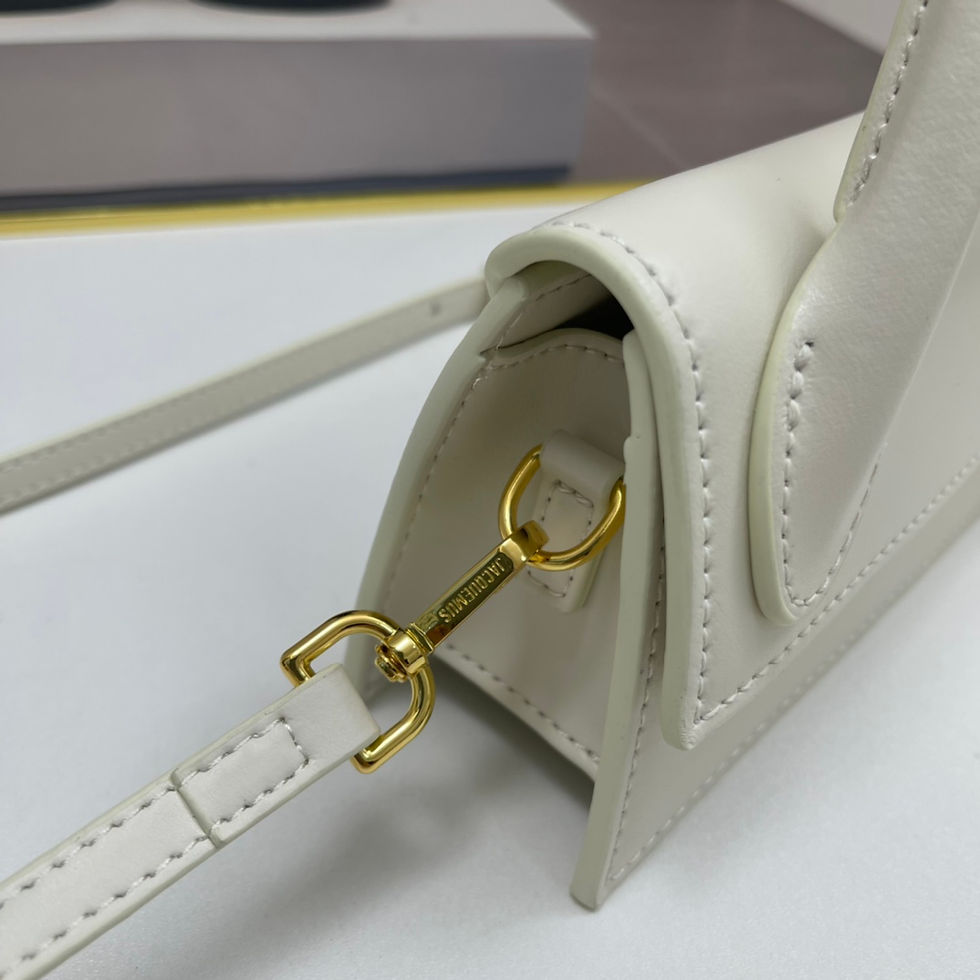 Thumbnail: Luxury Le Chiquito White  Handbag 21X10X6