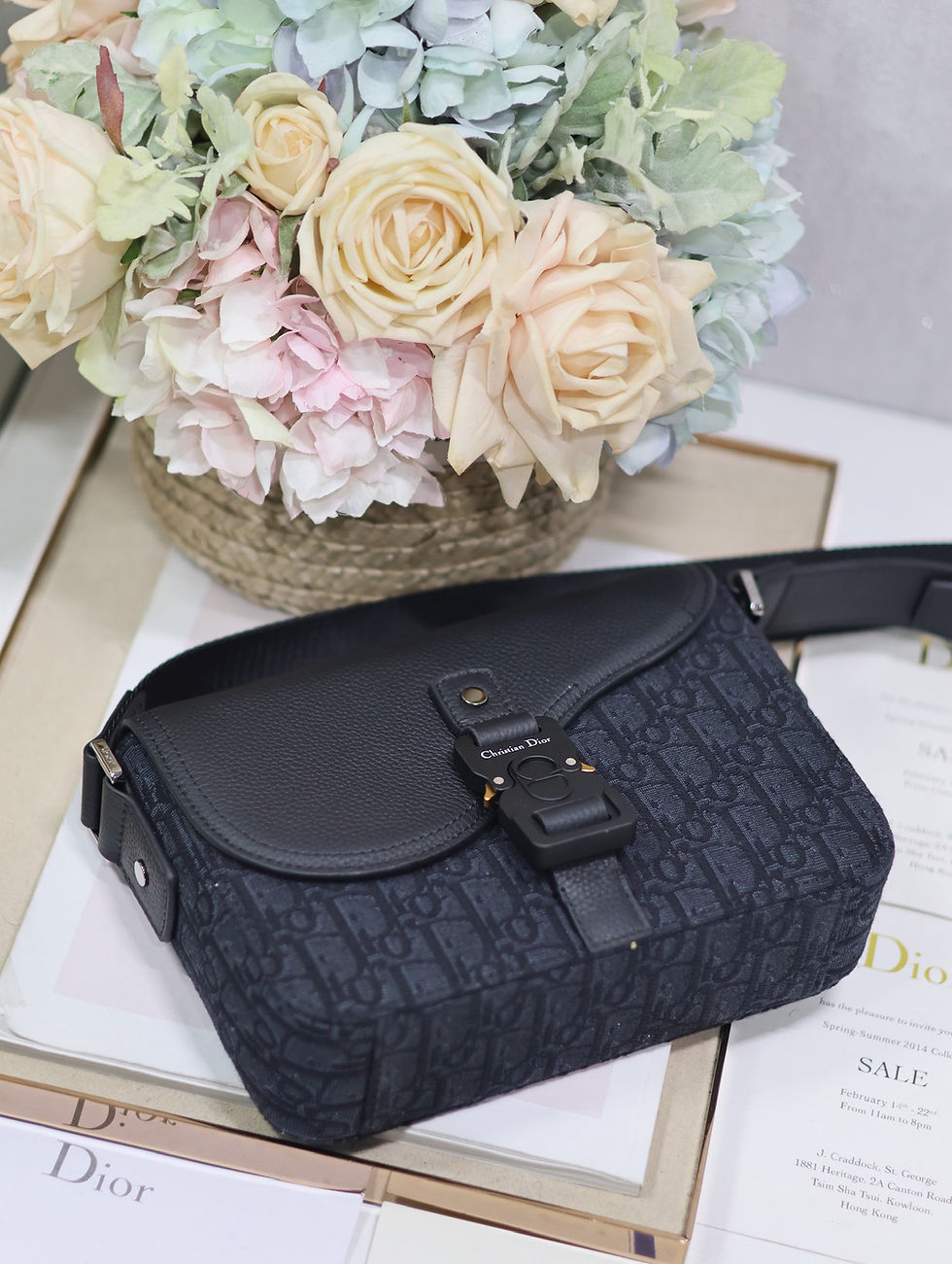 Thumbnail: Saddle Flap Messenger Bag 23 x 17 x 6 cm