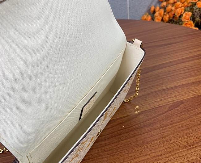 Thumbnail: Luxury Felicie Pochette Yellow Cream