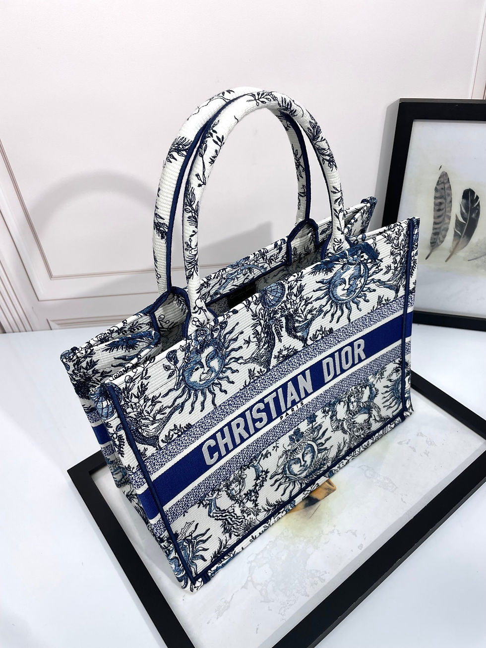 Thumbnail: Luxury Designer Book Tote Bag 36x27.5x16.5cm