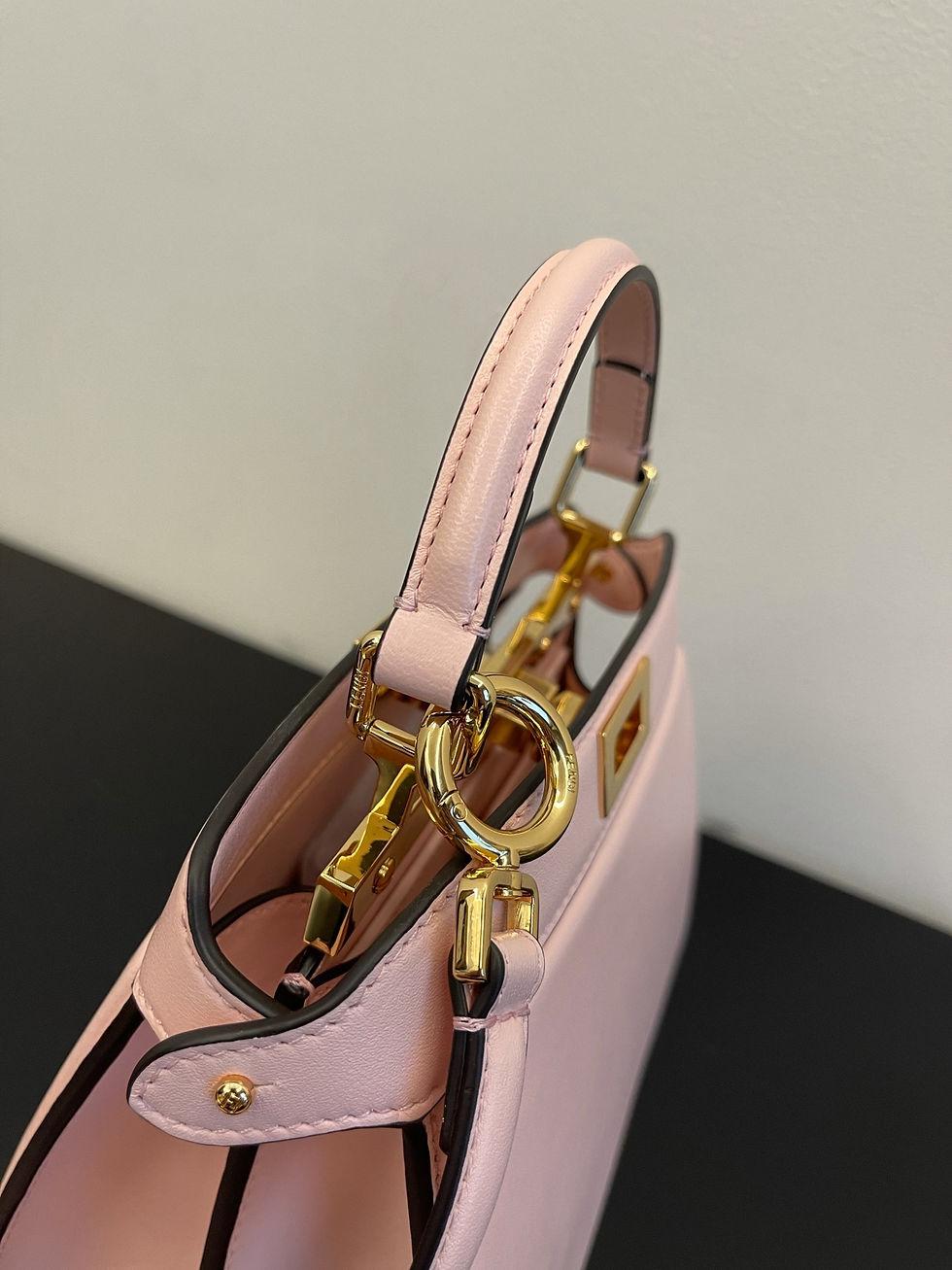 Thumbnail: Vintage Petite is a classic bag  20x11x15cm