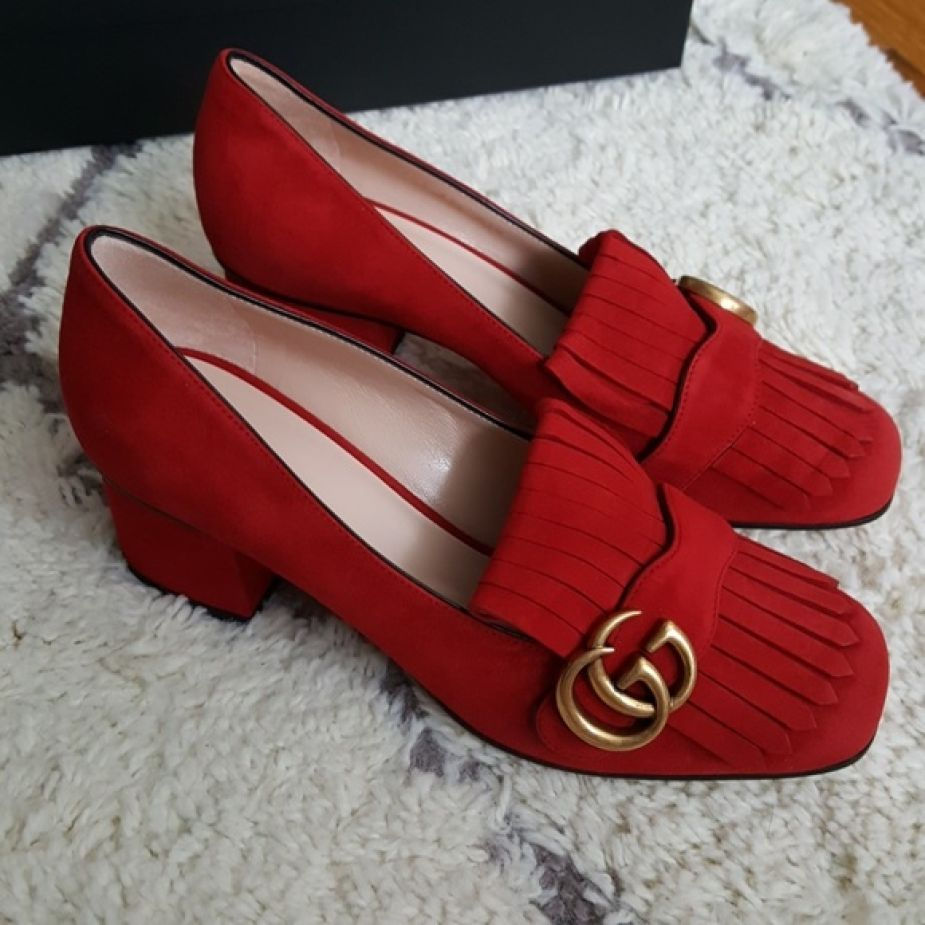 PREMIUM RED VELVET MARMONT BLOCK HEEL PUMP