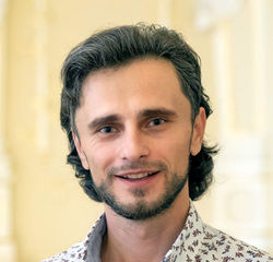 Oleksandr Prokopovych, Tenor