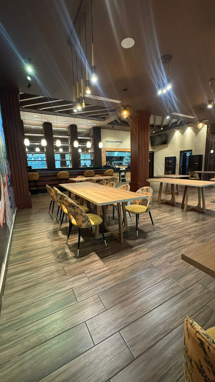 Miniatura: Exceptional turnkey commercial space located in the heart of Bávaro / Punta Cana