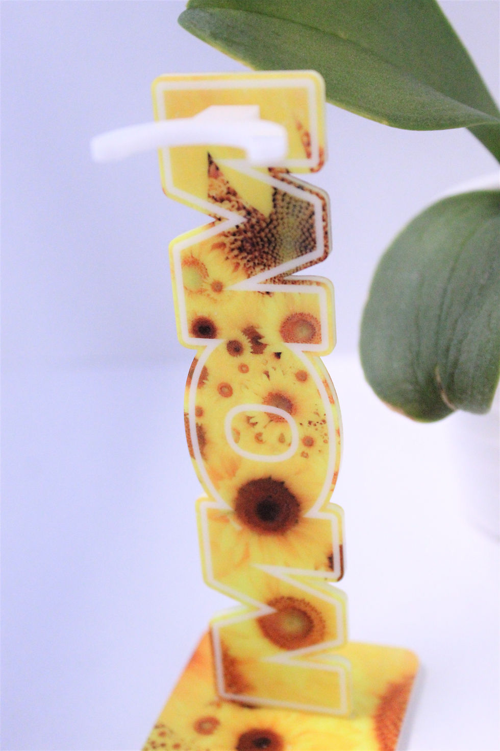 Thumbnail: MOM pen holder