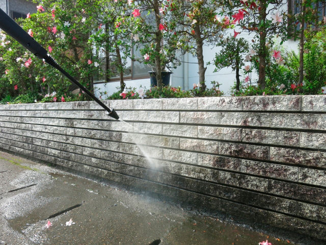 高圧洗浄.jpg